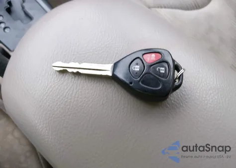 2011 Toyota Rav4 z USA, uszkodzony, nr VIN 2T3ZF4DVXBW069604